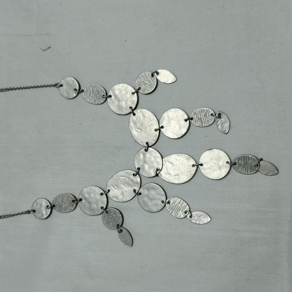 Halogen silver layered necklace - Picture 5 of 5